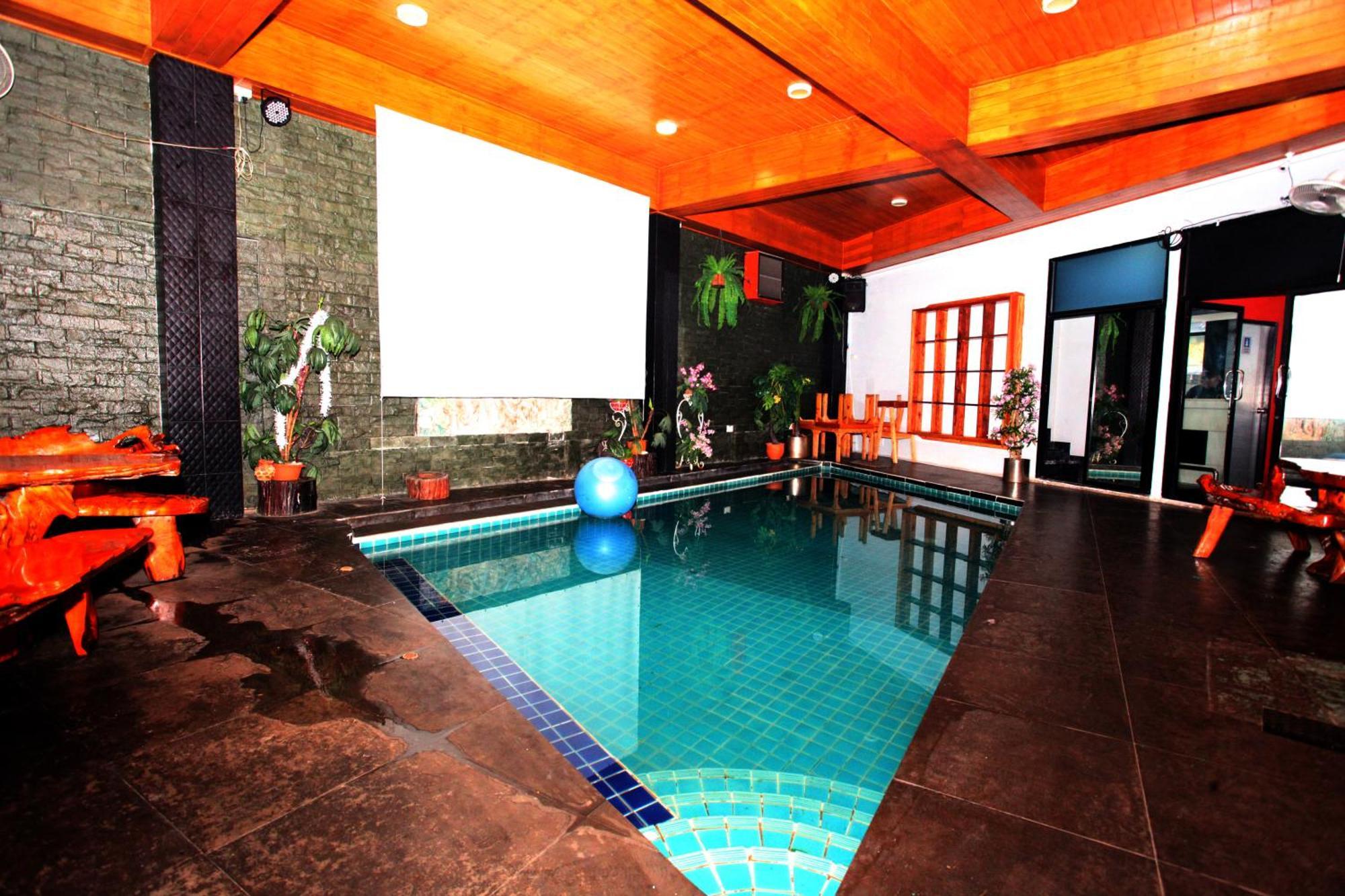 Koenig Hotel Pattaya Near Walking Street Exterior photo